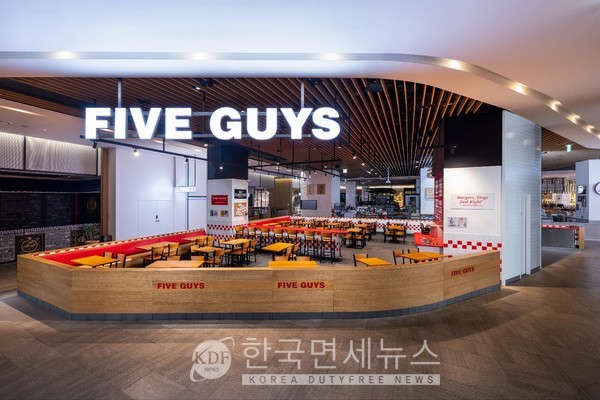 파이브가이즈 5호점, 9일 현대百 판교점 오픈