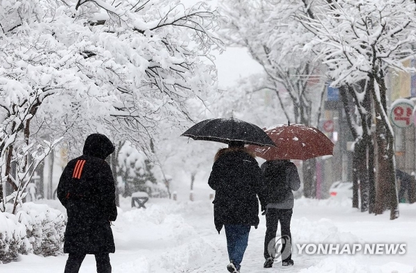 [날씨] 눈·비 안전운전 하셔야겠어요…광주·전남 이틀간 최대 5cm 눈