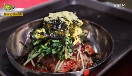 육회 비빔국수, 맛의 비법은?