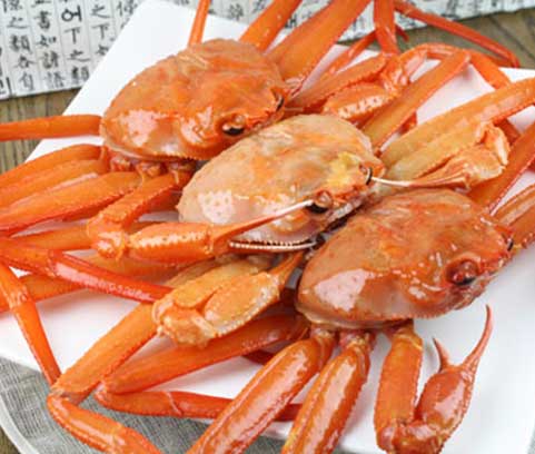 2월 제철 맞은 붉은대게, 미나리와 함께 먹으면 더욱 좋아