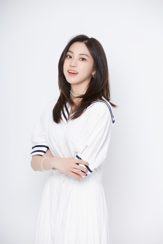 [인터뷰②] 권은빈 "상처받아도 다시 힘낼 수 있다면, 청춘인 것 같아요"