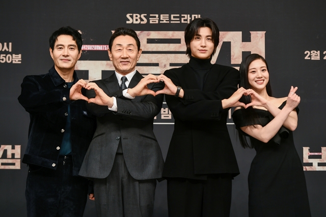[종합] 박형식 이런 감정을 다 느껴보는구나 생각해…새로운 매력 발견할 보물섬