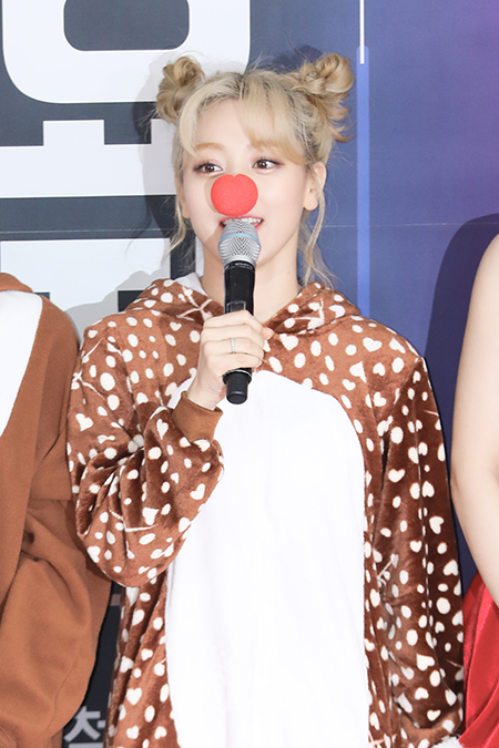 [이슈메이커] 트와이스 지효, 빨간코의 리더 루돌프