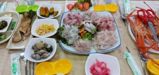 제철 해산물로 식도락 기행! 강릉 맛집 ‘영광경기이천횟집’