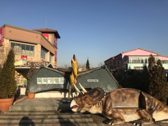 아산 퍼스트빌리지, 3월 공룡체험관 오픈