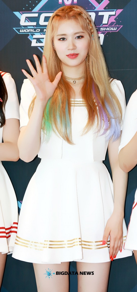 위키미키(Weki Meki) 엘리, 상큼상큼하죠?