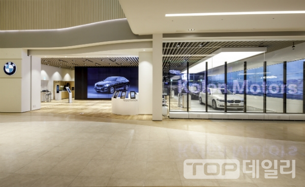 BMW 코오롱모터스, 위례 스타필드에 BMW 스마트 쇼룸 세계 최초 오픈