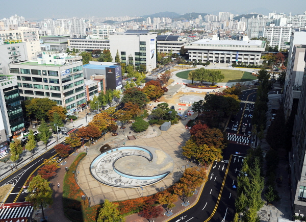 인천시청 앞 광장 인천애뜰 11월 1일 개장