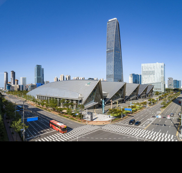 송도컨벤시아가 차별화된 문화복합공간으로