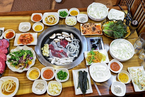 최고급 한우 초특가 할인, 연중무휴 영업중인 대전 맛집 청송한우타운