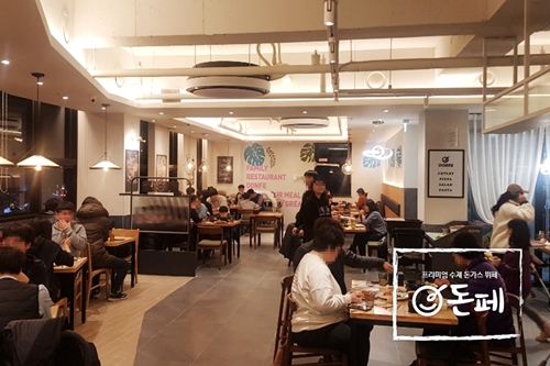 요즘 뜨는 프랜차이즈 돈까스 뷔페 맛집 체인점 돈페 정읍점 오픈
