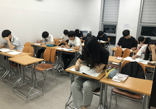 입시전문학원 라온스터디, 기존 원생 대상 무료 방학특강 진행