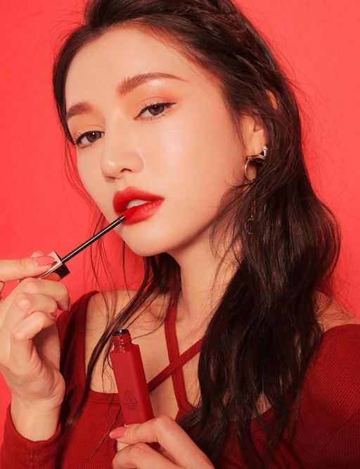 글로벌 유통공룡, K-뷰티를 품다