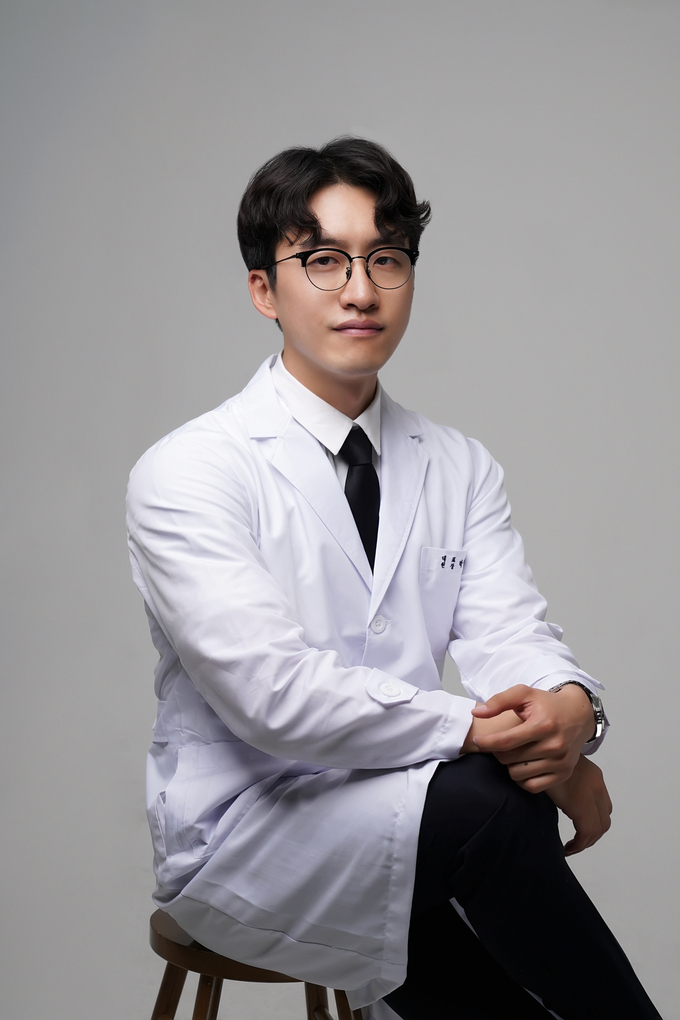 장년층, 교통사고 후 치매까지?… 한방치료 도움