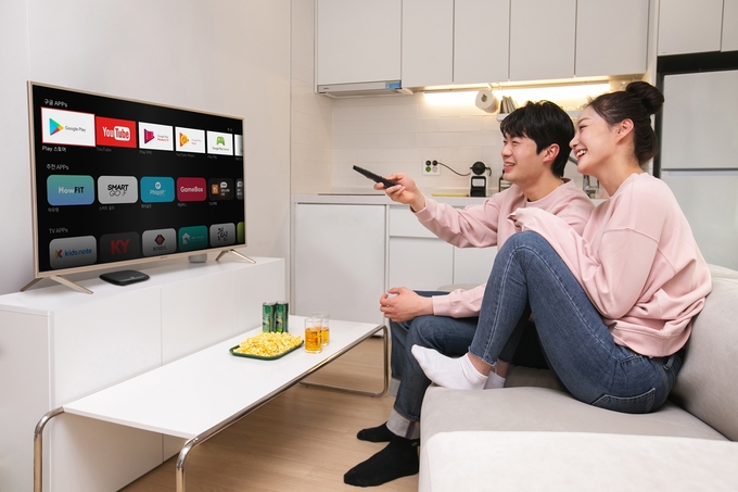 OTT, 테니스, 레트로 게임까지 홈파티 즐기는 방법