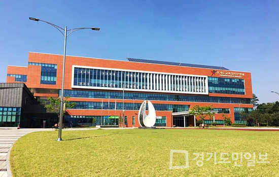 경기도교육청,  전국연합학력평가 다시 연기