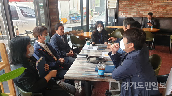 윤환 용인시의원, 의료시설 신축공사 현장 방문
