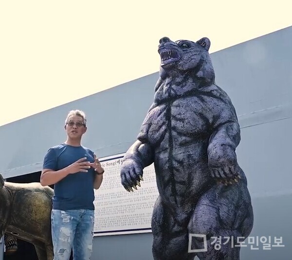 업사이클 메탈 아티스트  에릭송, 아트테크, 미술품렌탈 작품 선보여