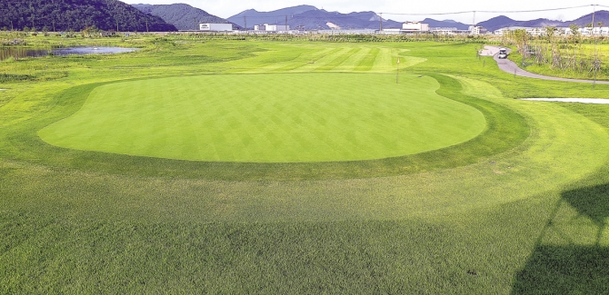 지속가능한 코스 위해 매뉴얼·데이터 기초한 체계적 관리 고집