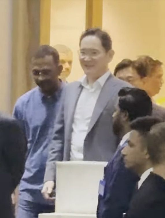 인도 간 이재용...최대 통신사 릴라이언스家 막내아들 결혼식 참석