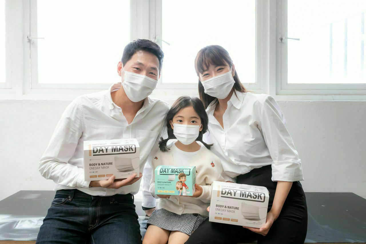 유테크, 의료 수술용 마스크 유럽 수출길 열었다
