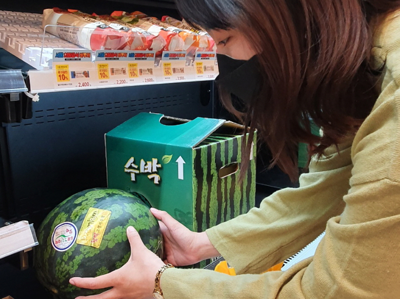 이마트24, 제철 과일 할인...“근거리 쇼핑족 잡는다”