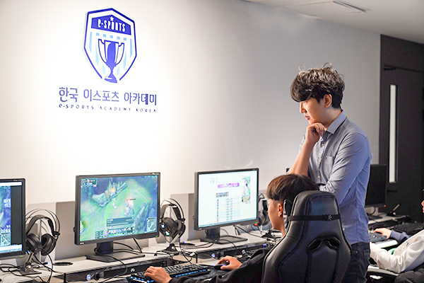 한국 이스포츠 아카데미, 2019 대한민국 서비스만족 대상 수상