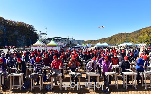 가을! 주왕산 단풍에 반하고 청송 사과축제 재미愛 빠져들다