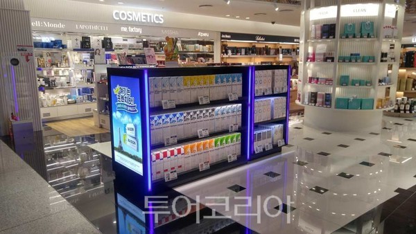 인천공항 입국장 면세점, 개장 1년만에 담배 판매 개시