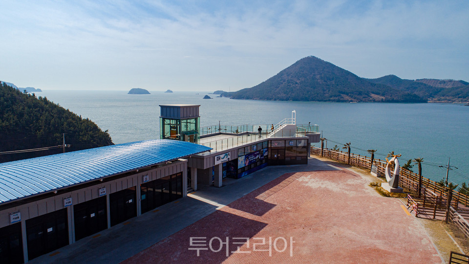 여수시, 섬섬여수 힐링센터 더섬 4월 운영 시작하자 관광객 발길 이어져