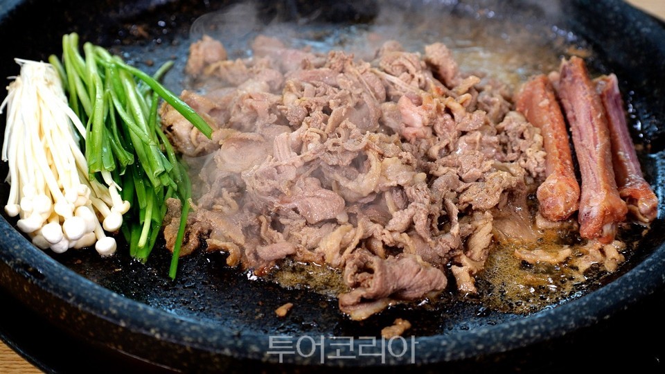 순천 봄여행하며 뭐먹지?..산채정식·오리·닭·염소요리 침샘 자극
