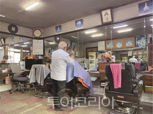 서울역사박물관, 서울시민 삶 보여주는 서울의 이용원 전시 개최