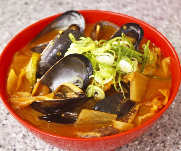 얼얼한 맛으로 유명한 중식 맛집 신길동매운짬뽕