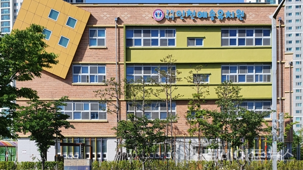[분양 화보] 더샵 송도센터니얼 주변 학교들과 두 지하철역
