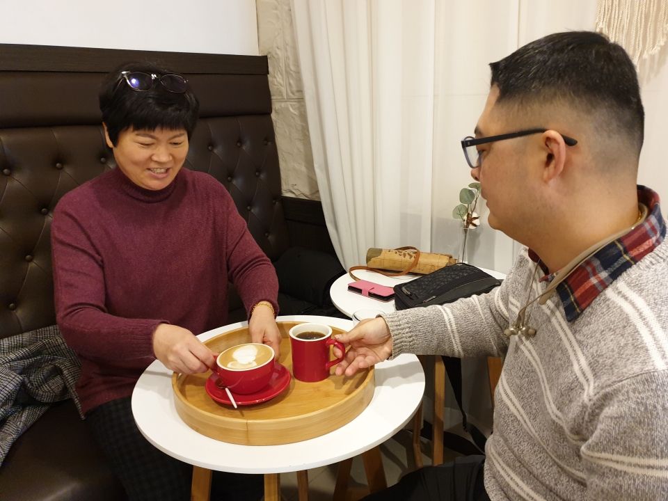 반딧불복지재단, 제빵·바리스타 교육 진행