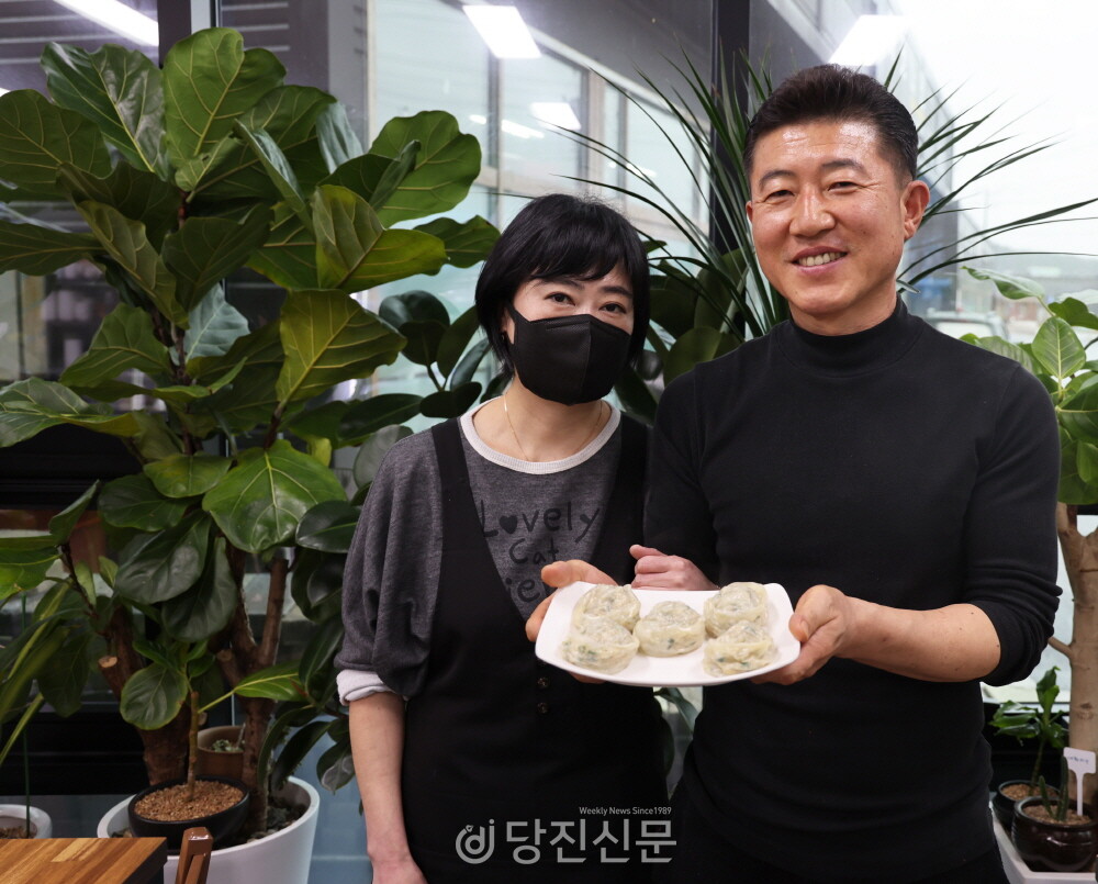 찾는 손님 많았던 대들보 손만두 재개..냉면과 함께 즐기세요