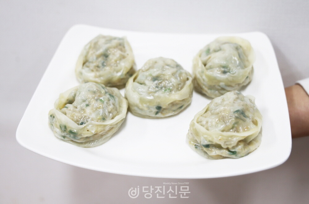 찾는 손님 많았던 대들보 손만두 재개..냉면과 함께 즐기세요