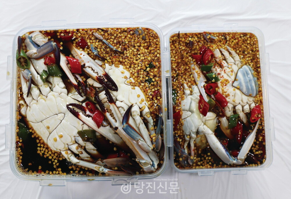 비린 맛 없는 매콤달콤 간장게장..재영수산에서 맛보세요