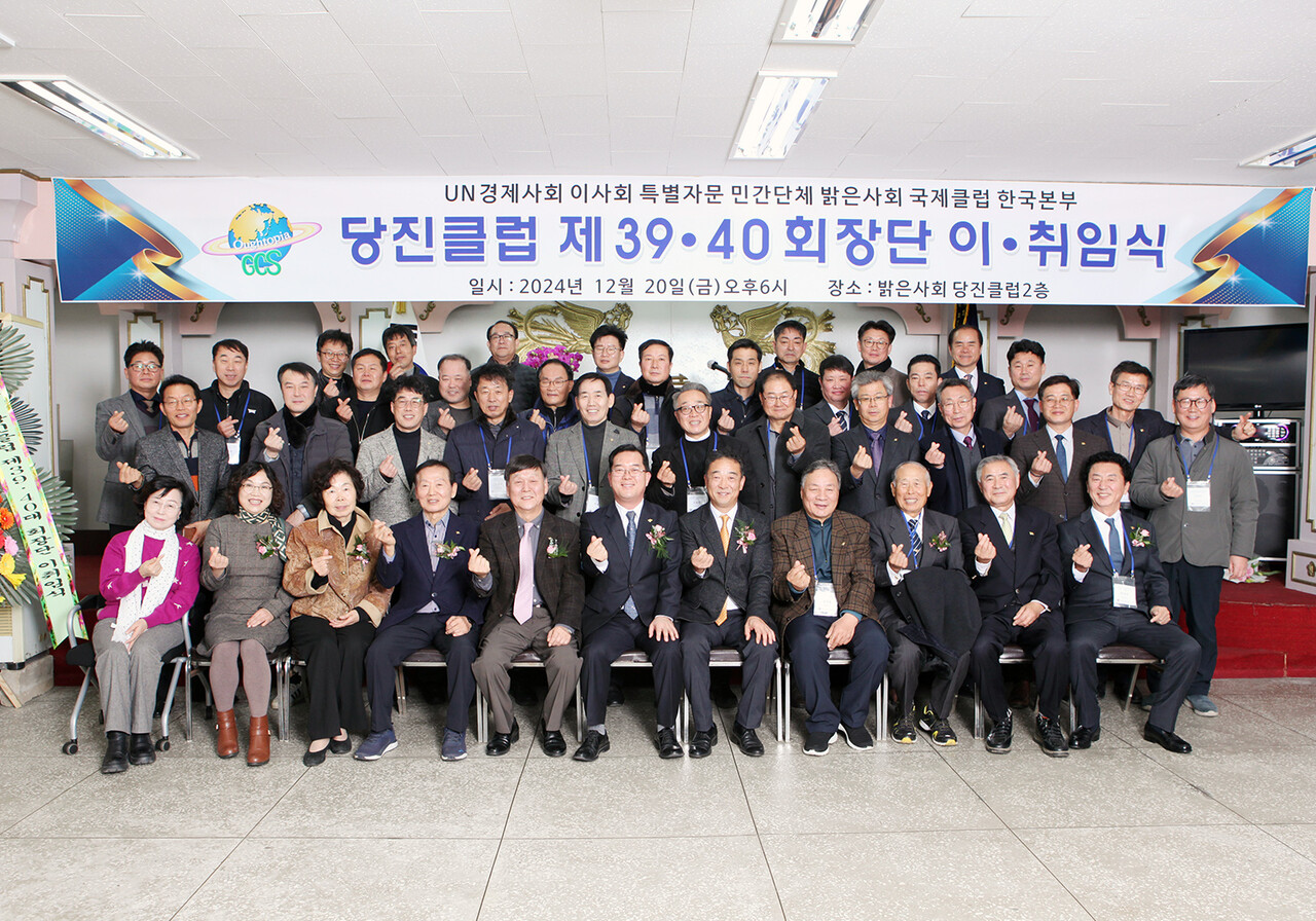 세상을 따뜻하고 밝게 비추는 것이 우리의 역할