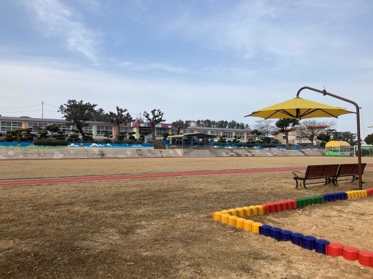 고인 된 모친 뜻 따라 신안 팔금초등학교에 기부 뭉클