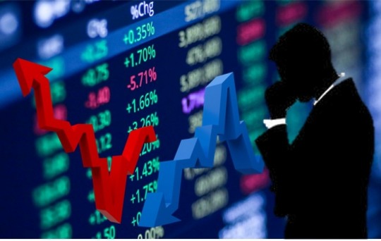 마켓컬리 관련주 흥국에프엔비·이씨에스 상승...팜스코·DSC인베스트먼트 하락