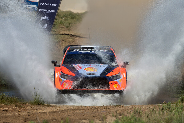현대자동차 월드랠리팀, 2024 WRC 이탈리아 랠리 우승...올해 세번째 우승컵