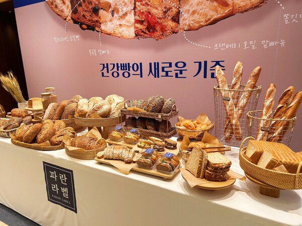 빵도 건강식으로…저속노화 제품에 꽂힌 식품·외식 업계