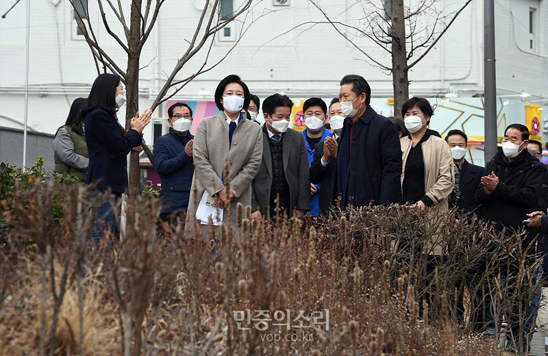 정청래와 마포 철길 걷는 박영선[포토]
