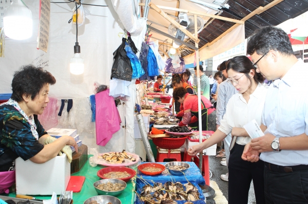 동서발전, 추석명절 전통시장에서 풍성하게