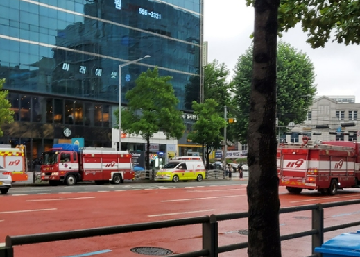 3호선 대치역 화재 진압...지하철 정상운행