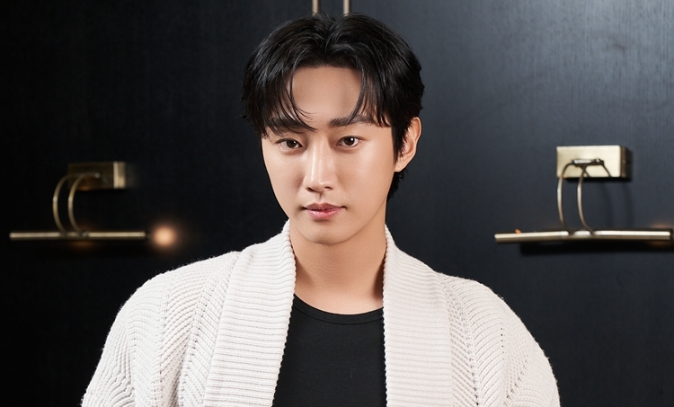 [인터뷰] 영화 그 시절, 우리가 좋아했던 소녀 진영 작품이 재밌고 캐릭터 좋으면 선택하는 편이다