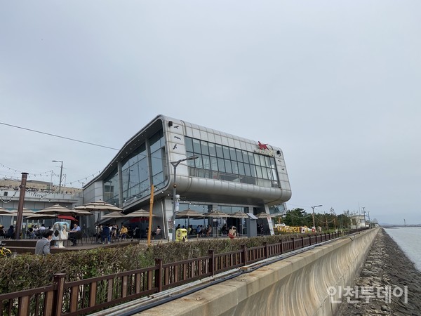 [단독] 송도 명소 케이슨24 브라질산 닭고기 국내산 속여 판매