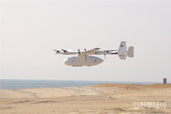 인천 택배드론, 바다 넘어 최장거리 비행 성공