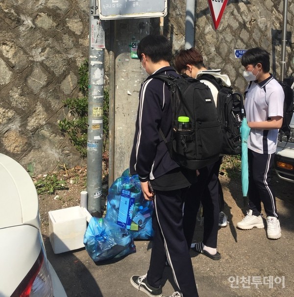 인천 동암중학생자치회, 쓰레기 무단투기 멈춰